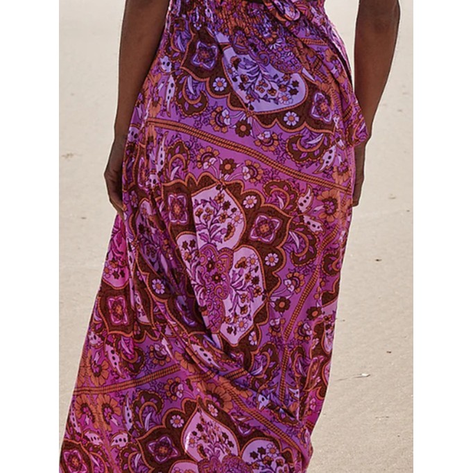 Neckline geometric print split dress